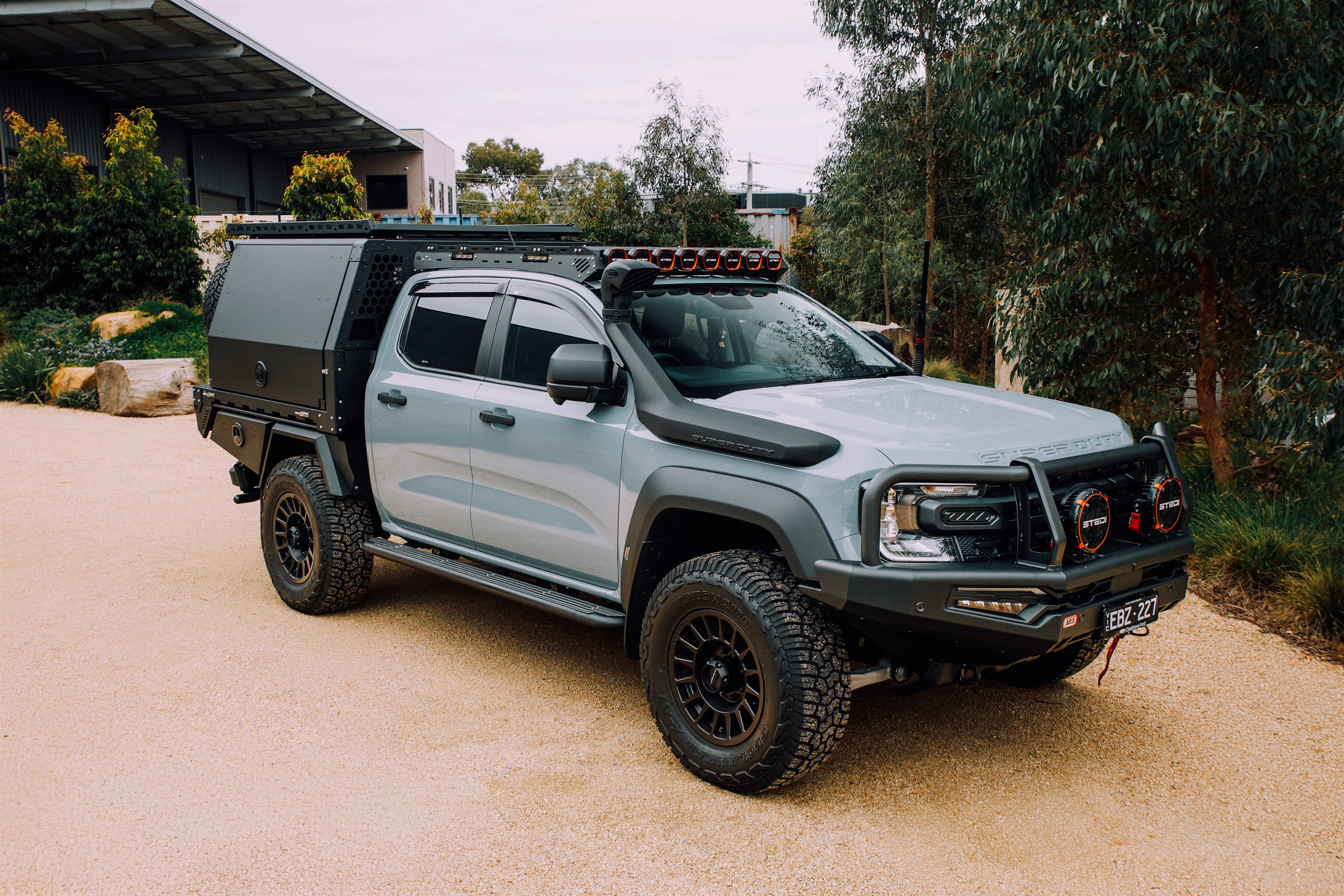 Ford Ranger Super Duty with Boss tray and canopy